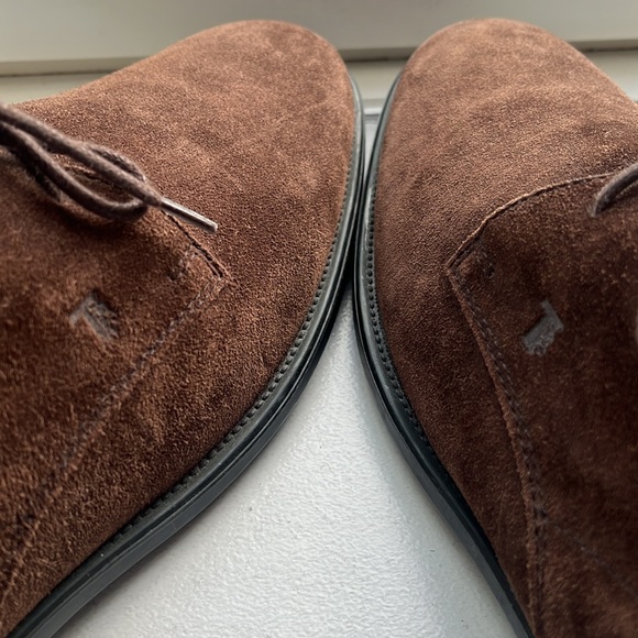 Tod’s - Desert Boots in Brown Suede - Men’s main image 4
